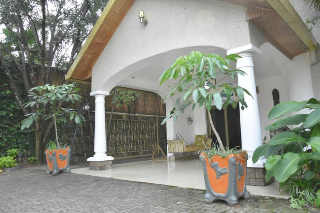 Random Park Hotel Kigali Exterior foto